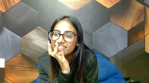 Snapshot of indianarmani chatting on February 1, 2025, 10:48 am Armani online show from February 1, 2025, 10:48 am