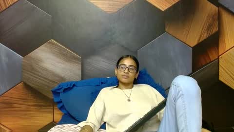 Snapshot of indianarmani chatting on February 6, 2025, 10:26 am Armani online show from February 6, 2025, 10:26 am