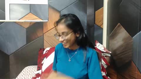 Snapshot of indianarmani chatting on February 7, 2025, 6:24 am Armani online show from February 7, 2025, 6:24 am