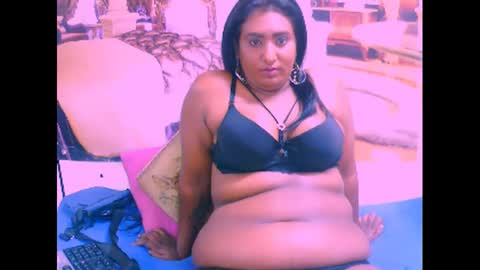 Snapshot of indiancherry4u2luv chatting on March 3, 2025, 10:49 am indiancherry4u2luv online show from March 3, 2025, 10:49 am