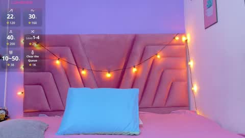 LITTLE AINHOA  online show from September 27, 2025, 6:02 pm