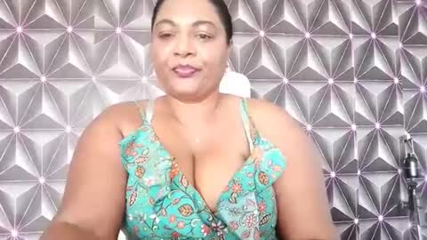 Snapshot of indiandelia chatting on February 3, 2026, 5:27 am indiandelia online show from February 3, 2026, 5:27 am