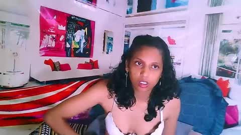 Jade online show from January 16, 2025, 11:58 am