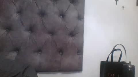 Snapshot of indianjasmin chatting on December 15, 2024, 4:59 pm priya online show from December 15, 2024, 4:59 pm