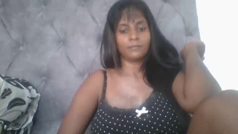 Snapshot of indianjasmin chatting on January 12, 2025, 8:36 am priya online show from January 12, 2025, 8:36 am