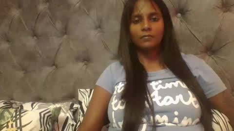 Snapshot of indianjasmin chatting on February 13, 2025, 5:22 pm priya online show from February 13, 2025, 5:22 pm