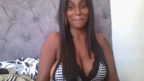 Snapshot of indianjasmin chatting on March 1, 2025, 8:23 am priya online show from March 1, 2025, 8:23 am