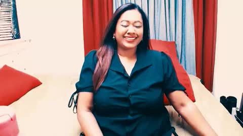 Snapshot of indianlust69 chatting on June 4, 2026, 9:21 pm Amy online show from June 4, 2026, 9:21 pm