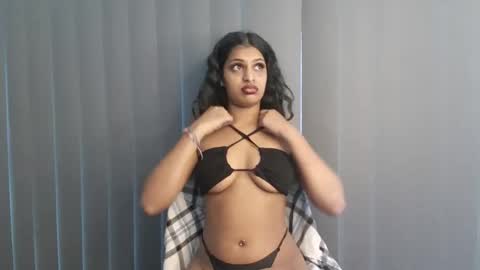 Snapshot of indianpandora chatting on October 3, 2025, 6:32 am indianpandora online show from October 3, 2025, 6:32 am
