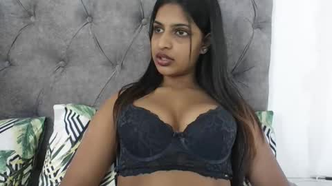 Snapshot of indianpandora chatting on October 18, 2025, 6:48 am indianpandora online show from October 18, 2025, 6:48 am