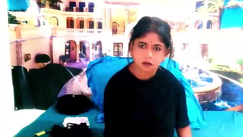 Mika online show from December 15, 2025, 5:01 am