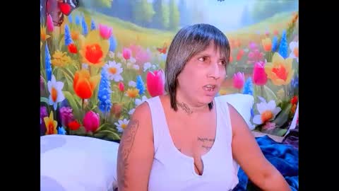 indianroxy27 online show from January 12, 2026, 4:23 pm