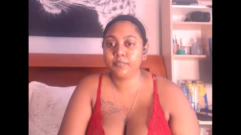 Snapshot of indianruby21 chatting on February 14, 2025, 12:47 pm indianruby21 online show from February 14, 2025, 12:47 pm