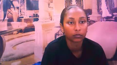 indiansexybutt4u2luv online show from January 9, 2026, 11:13 am