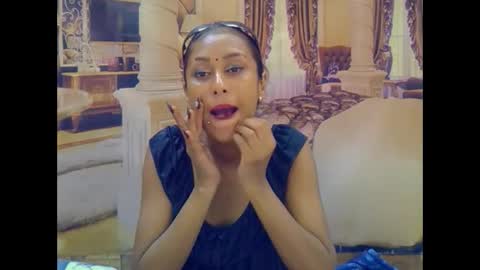 indiansexybutt4u2luv online show from February 12, 2026, 6:30 am