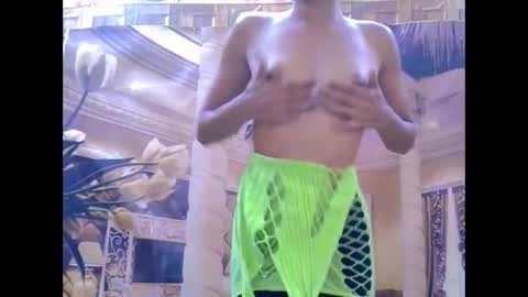 indiansexybutt4u2luv online show from February 18, 2026, 7:04 am