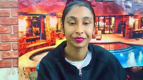 indiansexybutt4u2luv online show from June 9, 2026, 5:19 am
