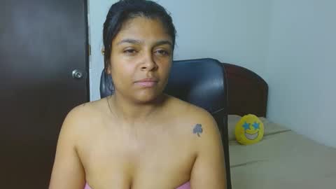 Snapshot of indica_18 chatting on March 5, 2025, 6:12 am Aleja vallejo online show from March 5, 2025, 6:12 am