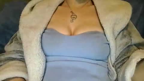 Snapshot of indigorayney chatting on February 2, 2026, 10:30 pm Indigorayney online show from February 2, 2026, 10:30 pm