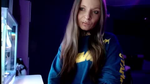 InesDesire online show from January 27, 2025, 5:04 pm