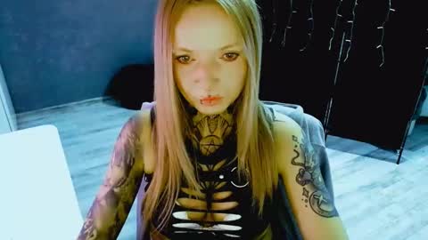 InesDesire online show from September 30, 2025, 3:17 pm