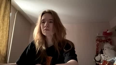 Snapshot of inespacheco chatting on March 3, 2026, 11:27 am Sofia online show from March 3, 2026, 11:27 am