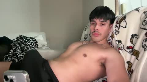 Lucas online show from February 4, 2025, 3:33 am