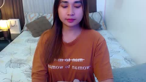 Snapshot of infernoglow_vex chatting on October 19, 2025, 10:21 pm Ms. Vex online show from October 19, 2025, 10:21 pm