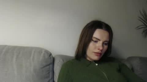 Snapshot of infinitiq45 chatting on January 27, 2025, 9:55 pm Sweet girl online show from January 27, 2025, 9:55 pm