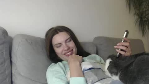 Snapshot of infinitiq45 chatting on March 7, 2025, 9:59 pm Sweet girl online show from March 7, 2025, 9:59 pm