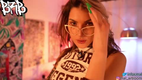 Snapshot of informal_ chatting on December 23, 2024, 8:11 am MAL --- online show from December 23, 2024, 8:11 am