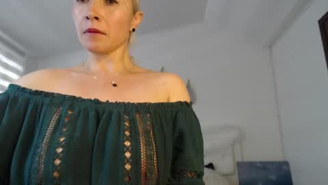 Snapshot of ingridbergman chatting on January 7, 2025, 5:42 pm online show from January 7, 2025, 5:42 pm