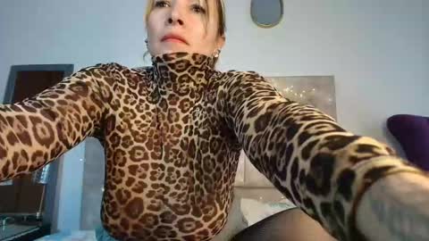 Snapshot of ingridbergman chatting on January 14, 2026, 1:50 pm online show from January 14, 2026, 1:50 pm