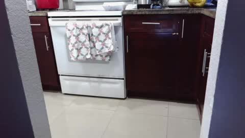 Snapshot of inkcouple27 chatting on January 10, 2026, 3:52 am inkcouple27 online show from January 10, 2026, 3:52 am