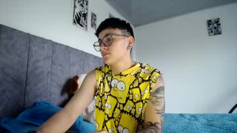 lyan onlyfans n linda online show from March 11, 2026, 9:32 pm