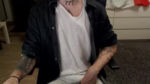 Kyle online show from November 9, 2025, 3:16 am