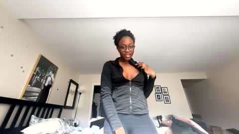 Duckyyxxox online show from February 17, 2026, 6:58 pm