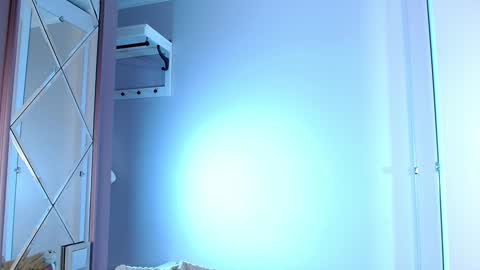 Lina online show from January 11, 2025, 4:25 pm