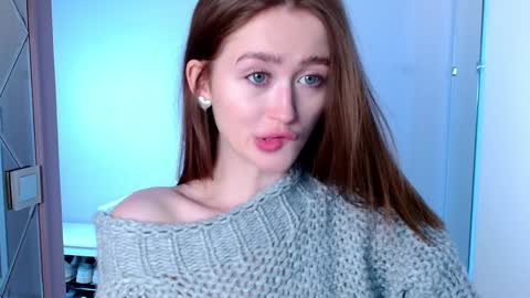 Lina online show from January 23, 2025, 8:15 am