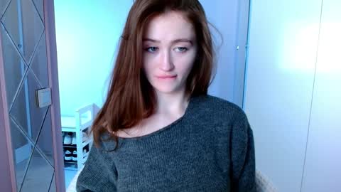 Lina online show from February 7, 2025, 2:37 pm