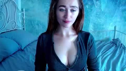 Lina online show from October 18, 2025, 1:08 am