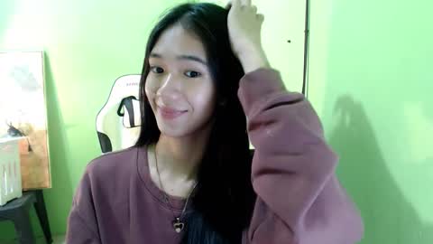 Reign online show from November 17, 2025, 6:24 pm