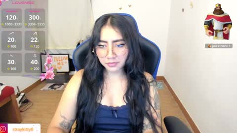 Luna        online show from April 9, 2026, 11:32 pm