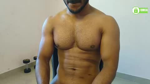 Snapshot of insanestud_miles chatting on December 17, 2024, 4:56 am Miles online show from December 17, 2024, 4:56 am