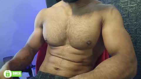 Snapshot of insanestud_miles chatting on November 25, 2025, 6:46 am Miles online show from November 25, 2025, 6:46 am