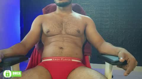Snapshot of insanestud_miles chatting on May 27, 2026, 7:05 am Miles online show from May 27, 2026, 7:05 am