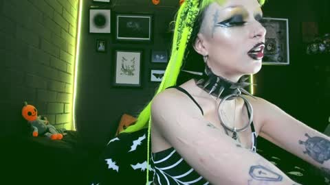   SANIA  online show from December 4, 2024, 5:11 pm