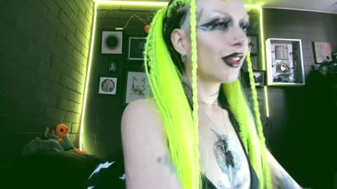   SANIA  online show from December 23, 2024, 5:54 pm