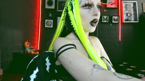   SANIA  online show from January 21, 2025, 9:25 pm