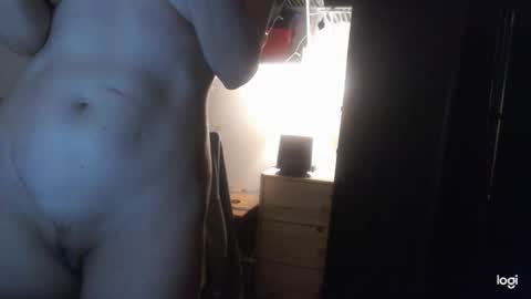 insatiable_veronica online show from November 18, 2025, 4:44 pm